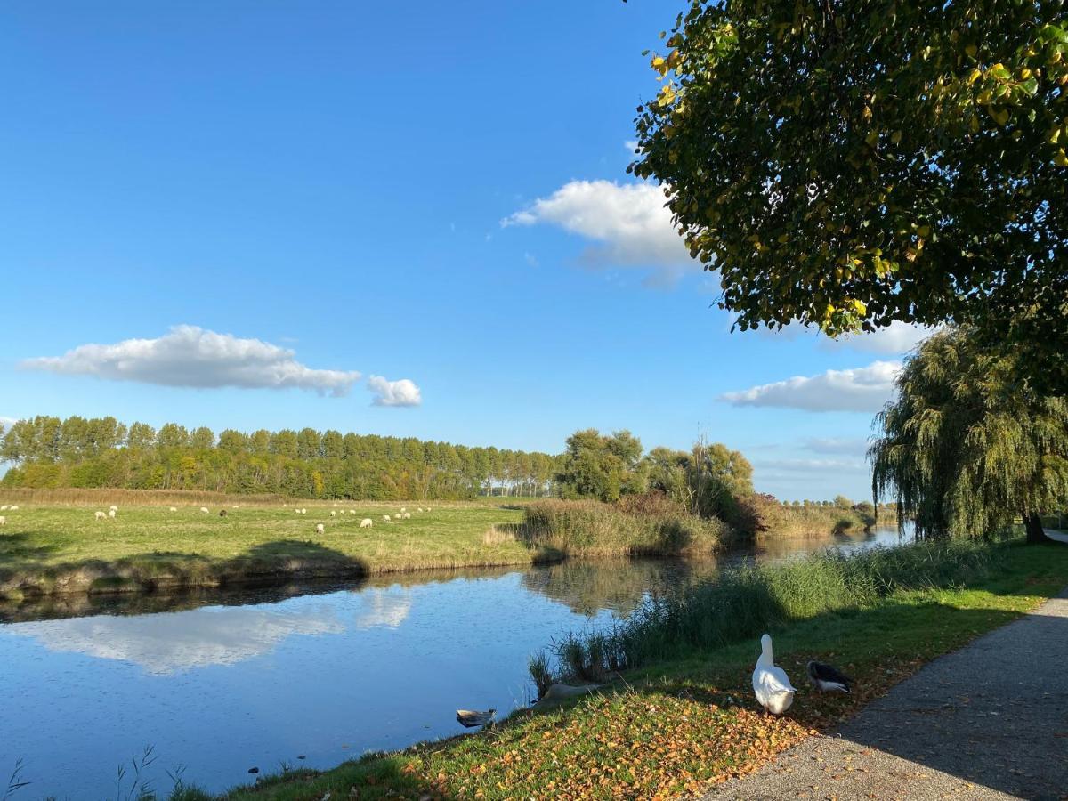 Holiday home Scheldezicht In Zeeland Dicht Bij Zee Scherpenisse