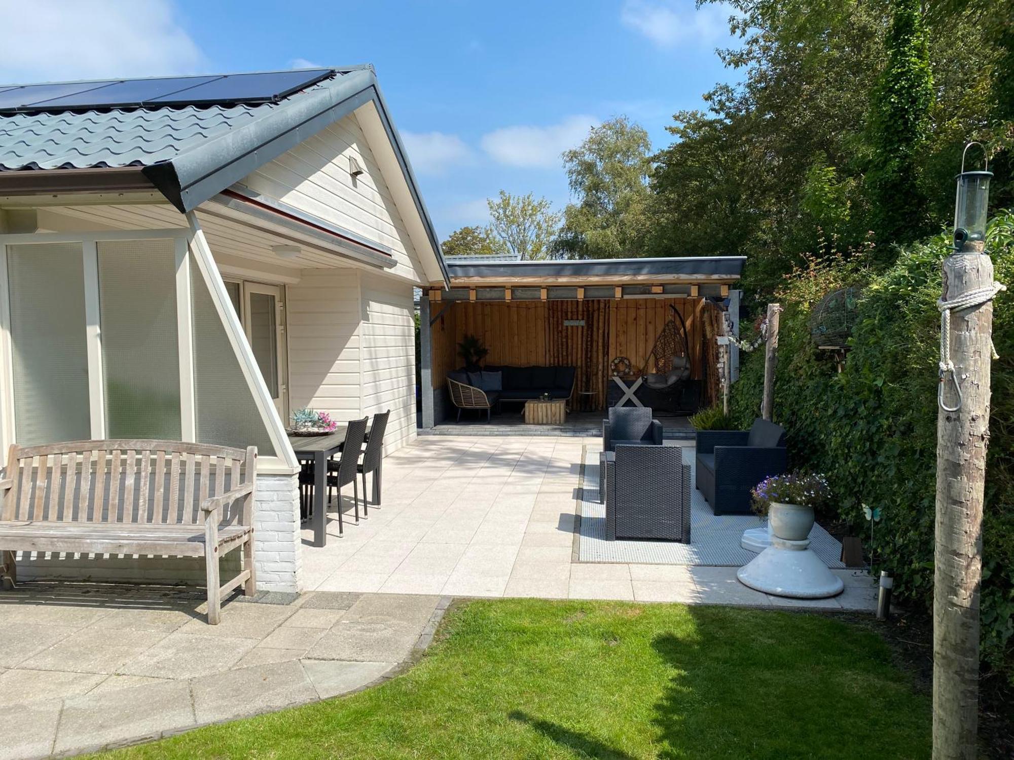 Holiday home Scheldezicht In Zeeland Dicht Bij Zee